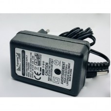 Ličio baterijų įkroviklis 220V 4.2V 1A 4W 5.5x2.1mm VHBW