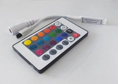 LED juostų valdiklis 5-24V 6A 144W RGB su pulteliu LTC 